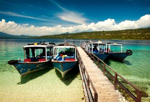 Java and Bali itineraries - Boats at Menjangan Island
