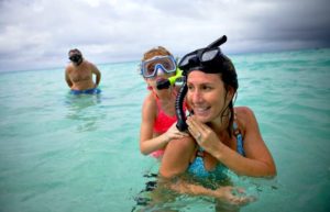 2017 family holidays - family snorkelling