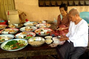 Cambodia photo blog - preparing food for the monks
