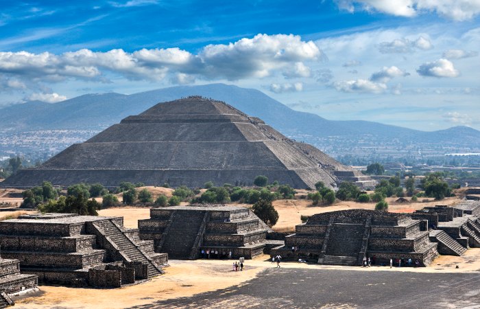 Teotihuacan - Places to visit in Mexico