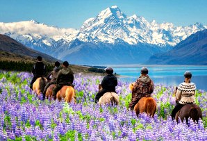New Zealand itineraries - horse riding in Mount Cook National Park