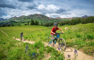 Places to visit in the USA - children cycling in Colorado