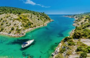 Croatia itineraries - coast near Trogir