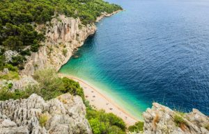 Croatia itineraries - beach on the Dalmatian Coast