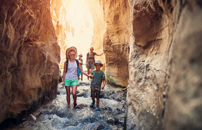 Single-parent holidays - hiking in gorge with kids