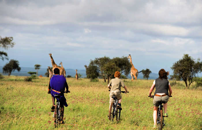 Cycling safari Kenya with kids