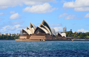 Sydney Opera house - best family-friendly hotels in Australia