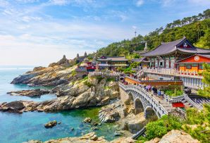 Haedong Yonggungsa Temple in Busan - family-friendly holidays