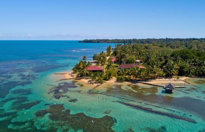 Rustic beach huts on Bocas del Toro - family-friendly holidays in Panama