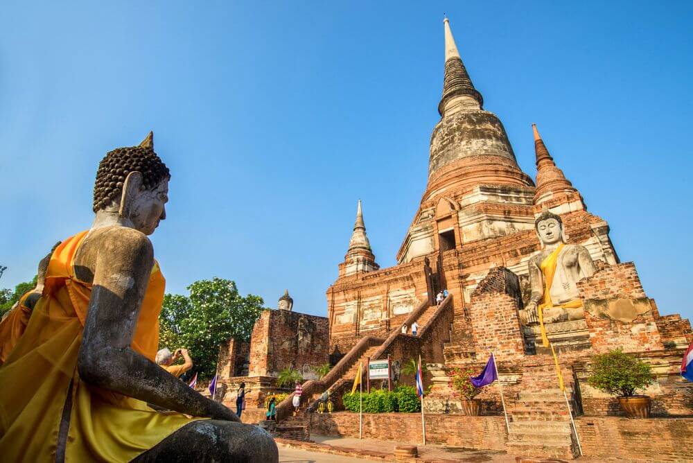 Wat Yai Chai Mongkol Temple in Autthaya