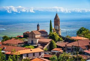 The picturesque wine town of Sighnaghi - Georgia holiday itineraries
