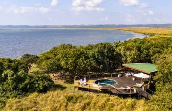 Makakatana Bay Lodge - family-friendly hotels in South Africa